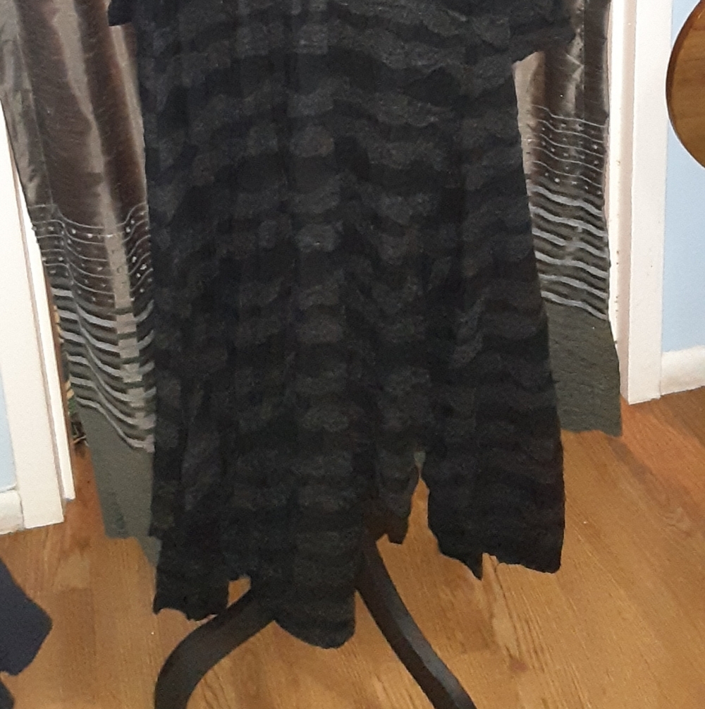 Black and Gray Striped Long Sleeve Dress - Picture 3 of 7